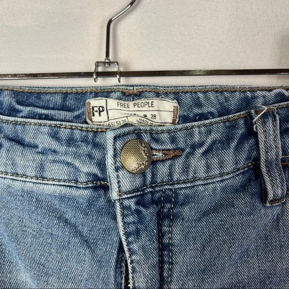 Free People Light Wash Denim High Rise Micro Mini Shorts 28 - Picture 3 of 3